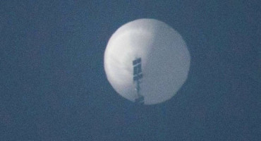 Kina zaprijetila Americi nakon što joj je srušen 'špijunski balon', pogledajte trenutak uništavanja letjelice