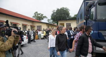 PRVI PUT SE OGLASILI IZ DR KONGA 'Hrvatski parovi nisu mogli legalno posvojiti djecu!'