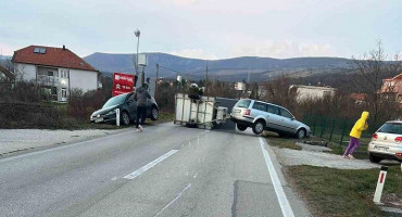 MOSTAR - ŠIROKI BRIJEG Zbog prometne nezgode obustavljen promet