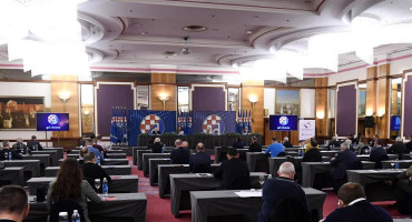 FAMOZNA SKUPŠTINA DINAMA Sve gori pred 'sudnji dan', Mamićeva struja čeka odlučujući poziv