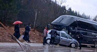 Autobus Autoprevoz Mostar sudar 