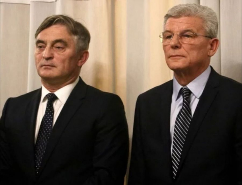 IAKO SE SE KUNU U USTAV Komšiću i Džaferoviću 'korpica' od Ustavnog suda zbog Schmidtovih odluka