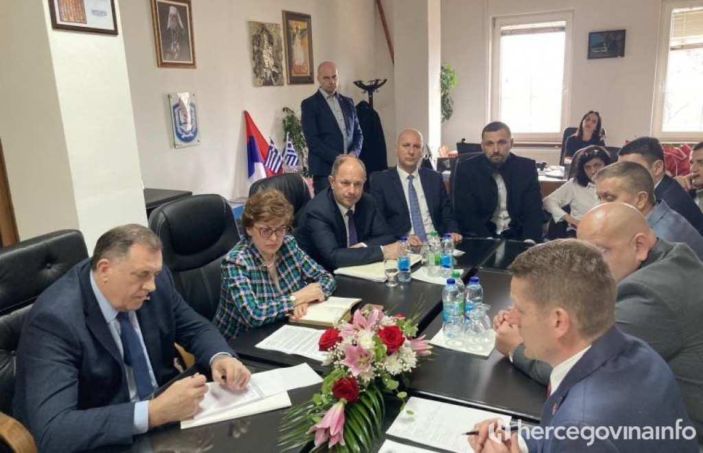 DODIK KROZ HERCEGOVINU Ponovno obećao realizaciju kapitalnog projekta