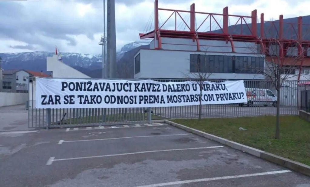 DAN DERBIJA Na stadionu Veleža osvanula poruka navijača Zrinjskog