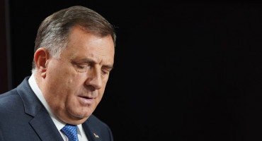 'SOCIJALDEMOKRAT' ZAROBLJEN U KOMUNIZMU Dodik tvrdi da neće odustati od kriminalizacije klevete