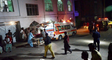 285 MILIJUNA LJUDI OSJETILO POTRES U Afganistanu i Pakistanu najmanje 11 mrtvih