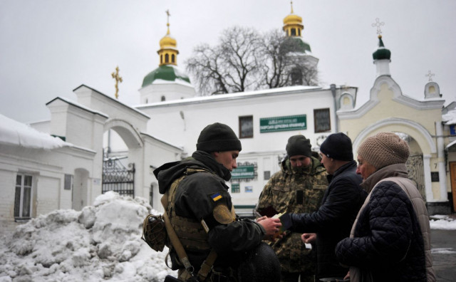 SUKOB I NA DUHOVNOJ RAZINI Ukrajinci udarili u srce pravoslavlja, tjeraju tisuće svećenika i monaha iz samostana