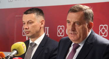 Nešič i Dodik