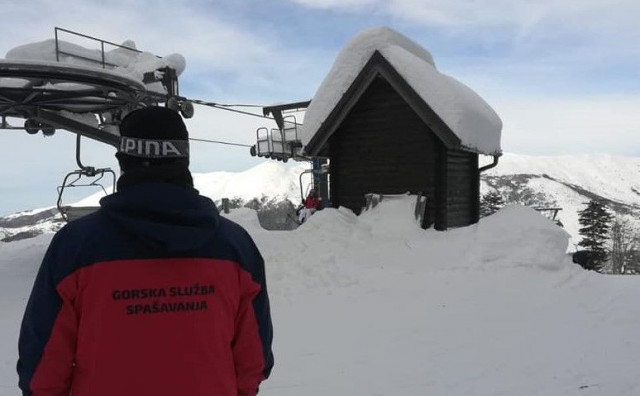 GSS-ovci spasili Livnjaka koji je zapeo u snijegu