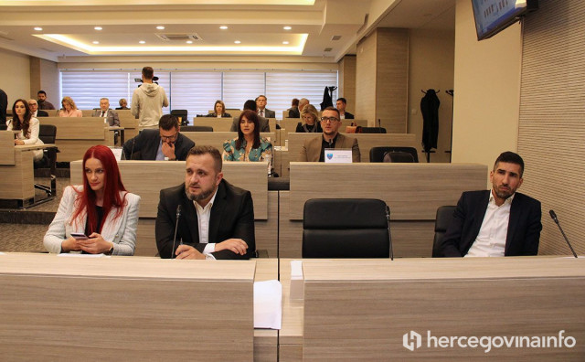 'Ubaciš meso, ispada kobasica': Salmir Kaplan objasnio kako Vlada HNŽ dijeli novac iz tekuće rezerve