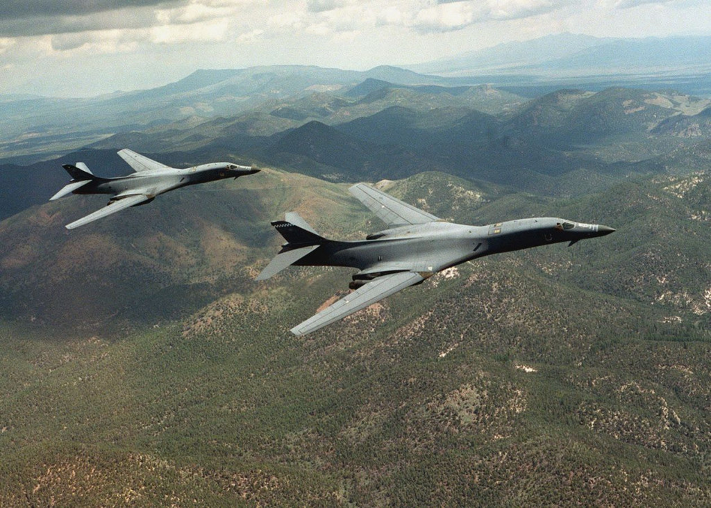 B-1B bombarder