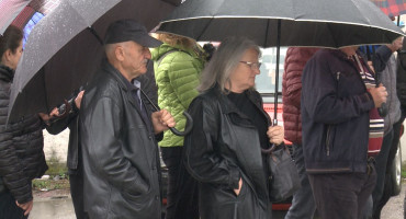 GACKO NA NOGAMA 'Znate li koliko je ljudi ovdje umrlo od kancera?'