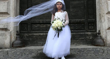 Djevojčica vjenčanica ugovoreni brak