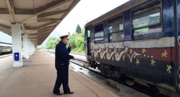 NJIH OKO 500 Navijači Veleža vlakom iz Mostara krenuli za Zenicu