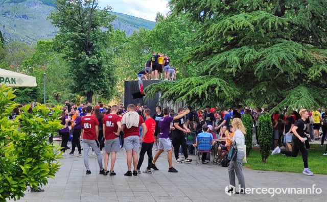 Proveli smo anketu među mostarskim srednjoškolcima: Koje škole (ne) vrijedi upisivati?