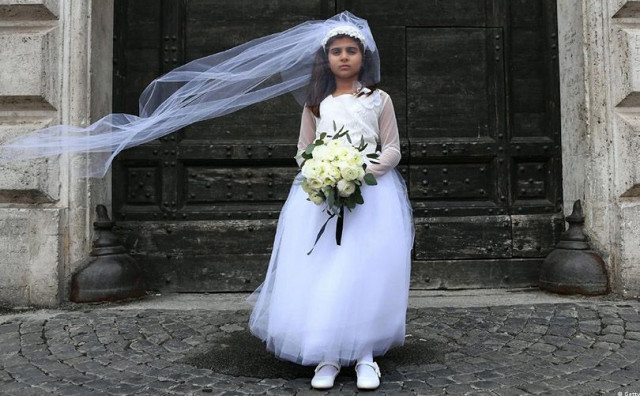 ZATEČENA U VJENČANICI Spriječen ugovoreni brak 13-godišnje djevojčice iz BiH