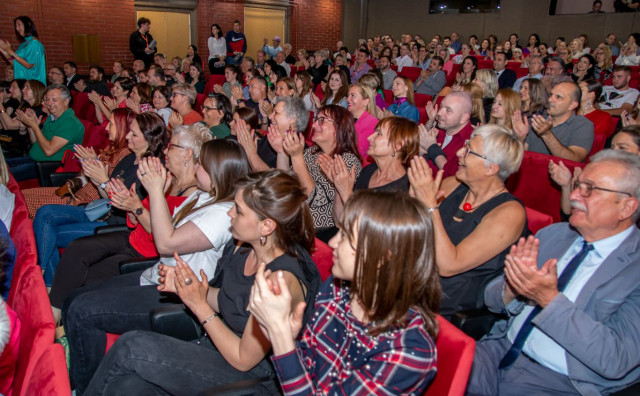 Večer za koju se tražila karta više: 'Bajka o pozorištu' otvara Mostarsku lisku