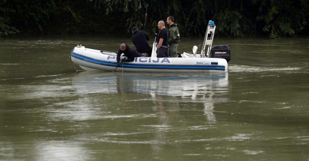 čamac migranti rijeka Sava policija RH