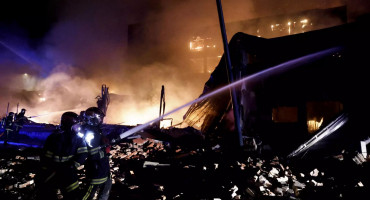 prosvjedi Francuska požar vatrogasci