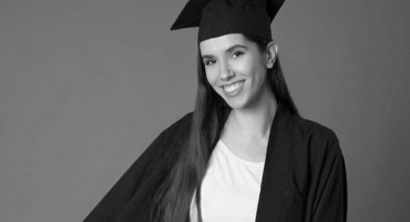 EMOTIVNE PORUKE Najbliži se opraštaju od preminule doktorice Alme Suljić