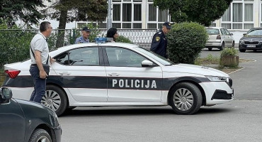 UHIĆEN OTAC DJEČAKA KOJI JE PUCAO NA NASTAVNIKA Poznato i kome je pripadalo oružje koje je koristio