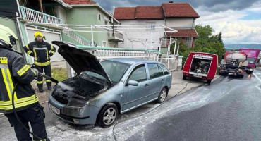 Požar auto Šehovina vatrogasci