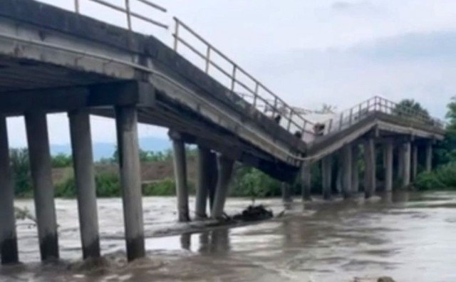 DOK JE U BIH STABILNIJE Bujice u Srbiji srušile dva mosta