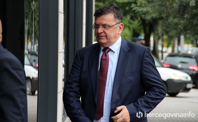 Direktor UIO BiH Zoran Tegeltija doživio nesreću na Manjači