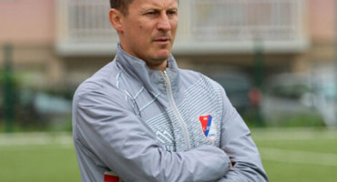 DOBOJ ZAVIJEN U CRNO U 42. godini iznenada preminuo trener Vedran Sofić