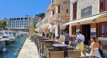 SKUPOĆA NA JADRANSKOJ OBALI 'Što je prije bilo 50 kuna sada je 50 eura'