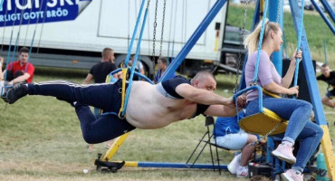 Čevljanovići:,superman,đenan numanović