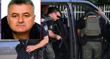 POLICIJA OKRUŽILA NJEGOVO RODNO SELO Bivši policajac Branko Mamić predao se svojim kolegama
