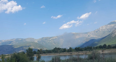 VATRA NA DEPONIJI UBORAK ''Uzrok požara nije poznat, pratit ćemo stanje tijekom noći''