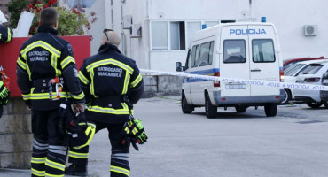 Vatrogasci i policija Makarska