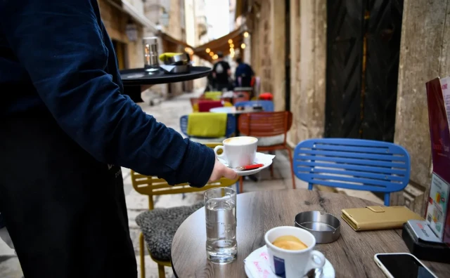 SEZONCI U HRVATSKOJ U Dubrovniku isti propisi za Nepalce i bh. državljane