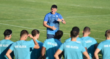 HNK Hrvatski Nogometni Klub Rijeka 2-1 NK Osijek :: Videos