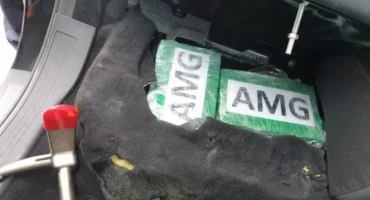 DRŽAVLJANIN BIH UHVAĆEN S KOKAINOM Prevozio 35 kilograma kroz Njemačku, nije se ni potrudio da ga sakrije