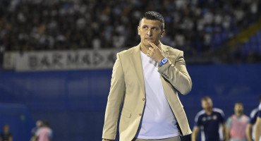 KAKAV PEH ZA JAKIROVIĆA Stigao mu igrač od 3 milijuna eura i odmah se teško ozlijedio