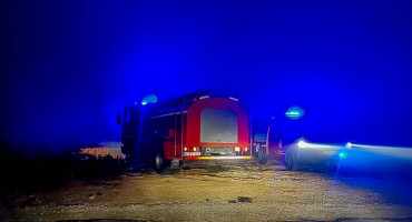 VATROGASCI NA TERENU Grom i u Drinovcima udario u kuću, došlo do požara