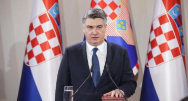 OGLASIO SE MILANOVIĆ Tvrdi da nije znao da će Hrvatska biti protiv primirja u Gazi