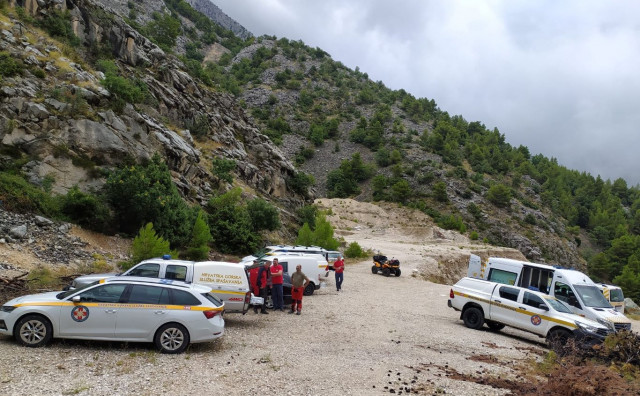USPJEŠNA AKCIJA Pripadnici HGSS-a spasili stranog planinara na Biokovu