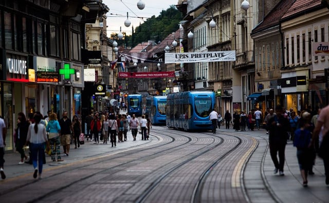 Život u Hrvatskoj se polako mijenja, sve više automobila, sve manje djece