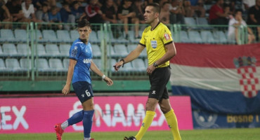 SUDAC GA KAZNIO Nogometaš Širokog Brijega poklonio dres dječaku nakon utakmice