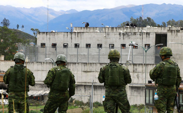 ZNAK OSVETE Zatvorenici drže 57 čuvara i policajaca kao taoce u Ekvadoru