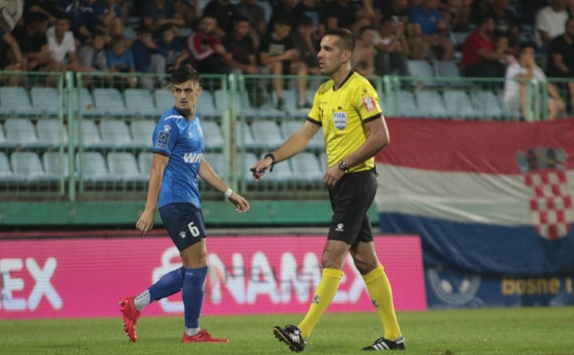 SUDAC GA KAZNIO Nogometaš Širokog Brijega poklonio dres dječaku nakon utakmice