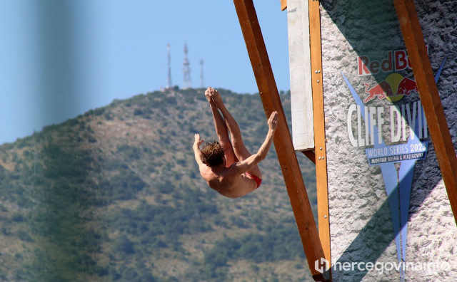 Drugi dan Red Bull Cliff Diving natjecanja u Mostaru