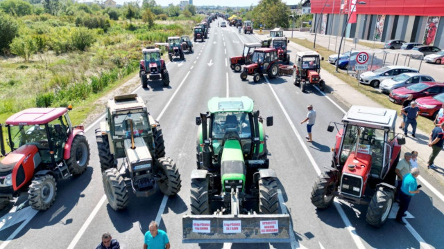 ORAŠJE Poljoprivrednici ipak deblokirali granični prijelaz