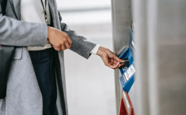 POSLUJU U BiH Zaposlenik poznate banke krao podatke tisuće klijenata