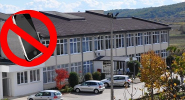 Osnovna škola Čerin zabranila mobitele