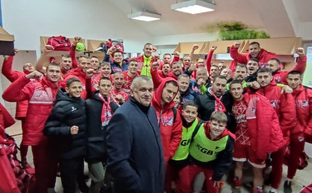 SLOGA POBIJEDILA IGMAN Vidić hat trickom dospio na prvo mjesto ljestvice strijelaca Premijer lige